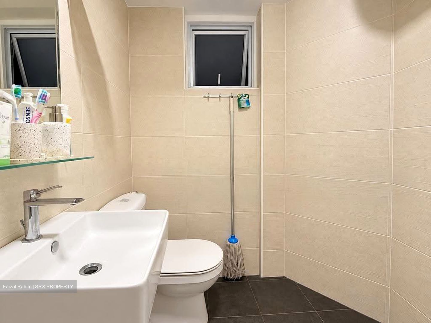 Blk 244 Jurong East Street 24 (Jurong East), HDB 4 Rooms #623138441